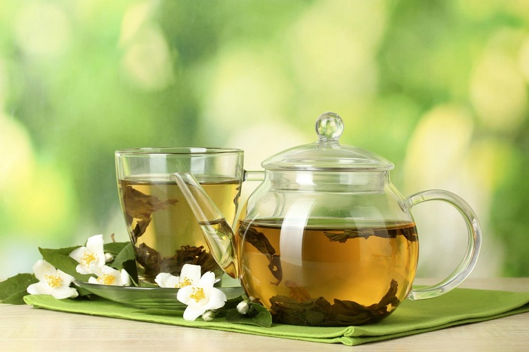 Bệnh gút có được uống trà không? Lời khuyên của bác sĩ chuyên khoa